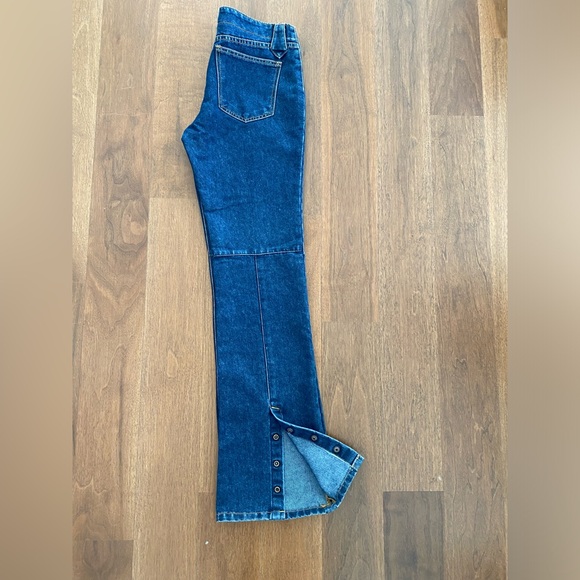 Earl Jeans wide leg with snaps along bottom of the back size 29 - Picture 1 of 7